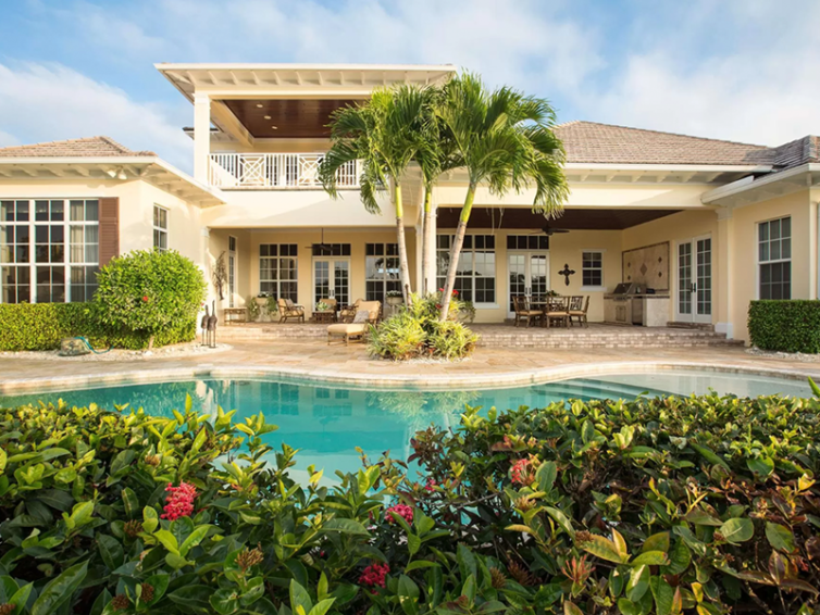 Patio & Pool